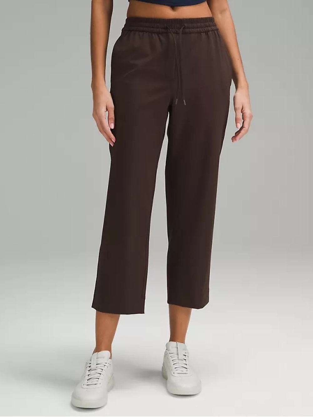 lululemon athletica Cropped Drawstring Pants in Dark Brown